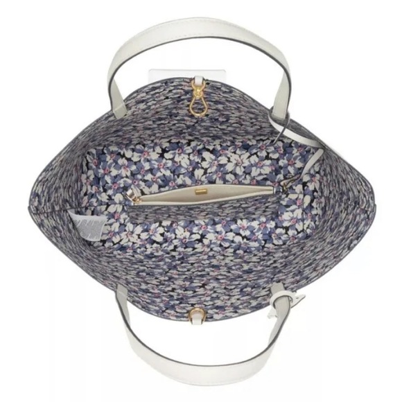 NWOT $198 Ralph Lauren Large Reversible Tote Bag Vanilla / Floral Breeze w/pouch - Picture 3 of 4